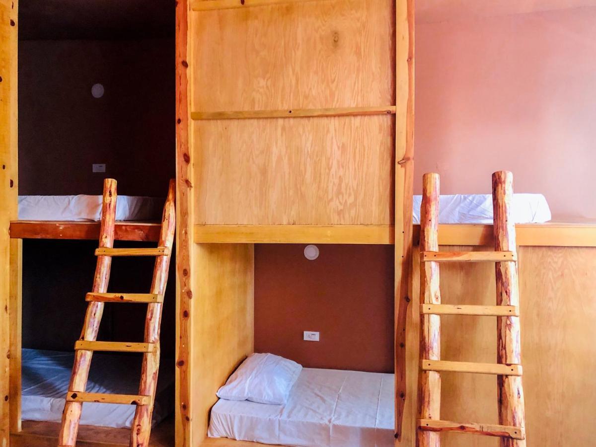 Hostal Kuira Ba By Rotamundos Chihuahua Exteriör bild